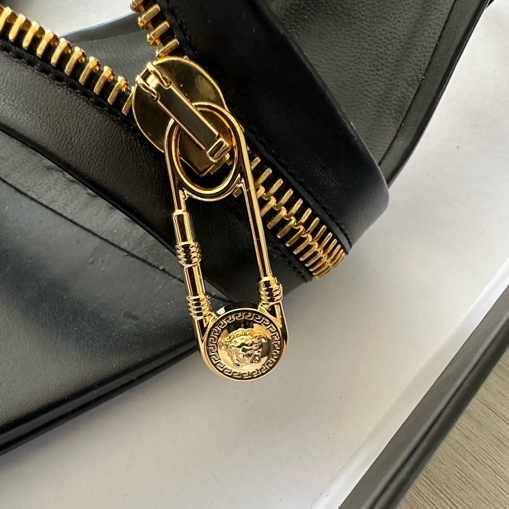 Authentic Versace heals - Picture 3 of 11